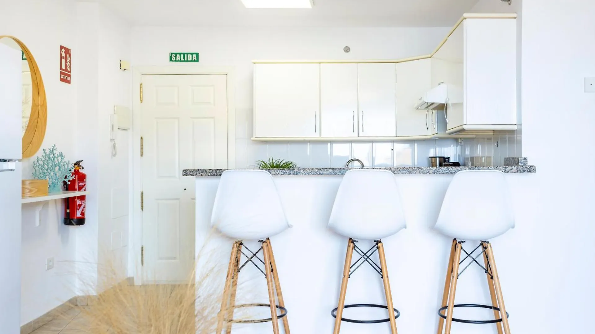 Blue Garden - Cozy Apartment With Atlantic Views بويرتو دي سانتياغو إسبانيا